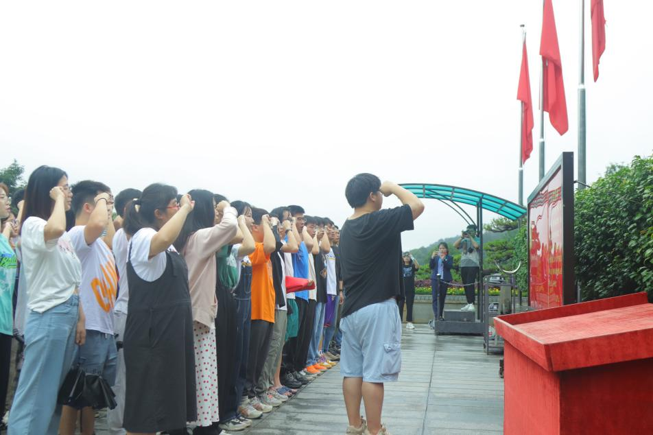 31b527bbafd44c3baea4d94692bc1556.png 图片13.png