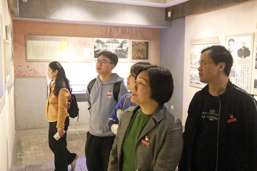 50ad56a289474acc84c123c4a70c0166.png 图片2.png