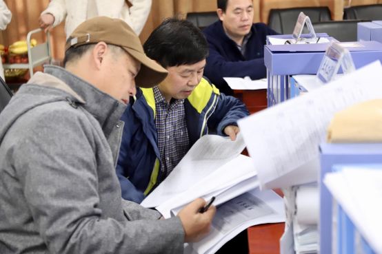 2992728262614c91a6fcccd637ef9f5f.jpg 我1.jpg