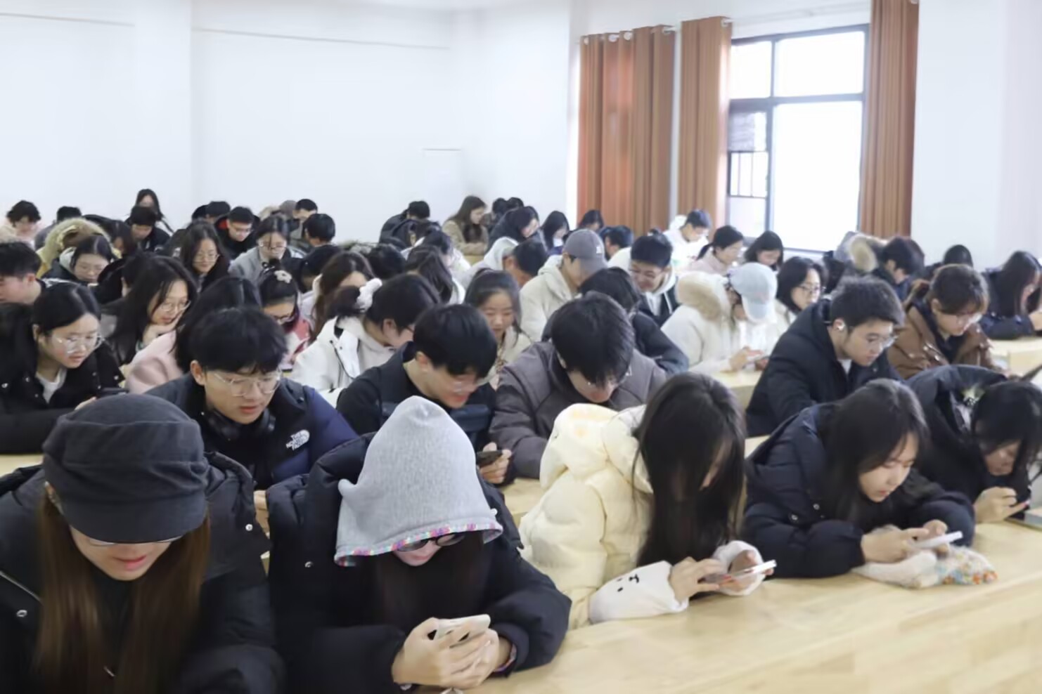 04832afd351c47229c366b522f134d98.jpg 04832afd351c47229c366b522f134d98.jpg