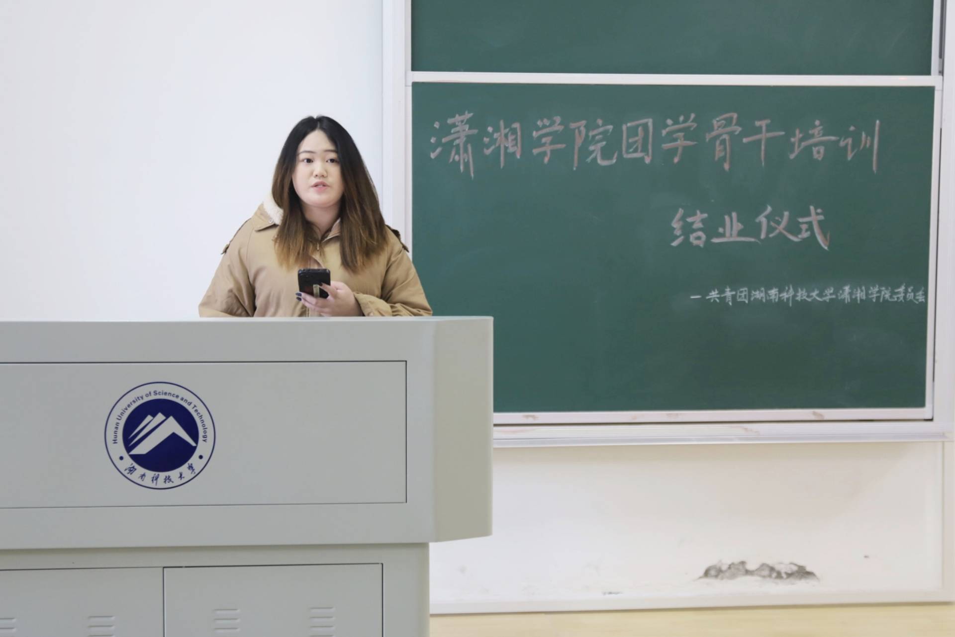 214ea8e58fa8434895bca0fb8fd7aa0a.jpg 214ea8e58fa8434895bca0fb8fd7aa0a.jpg